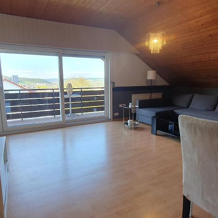 Wohnung Mit Ausblick In Tauberbischofsheim Luaran gambar
