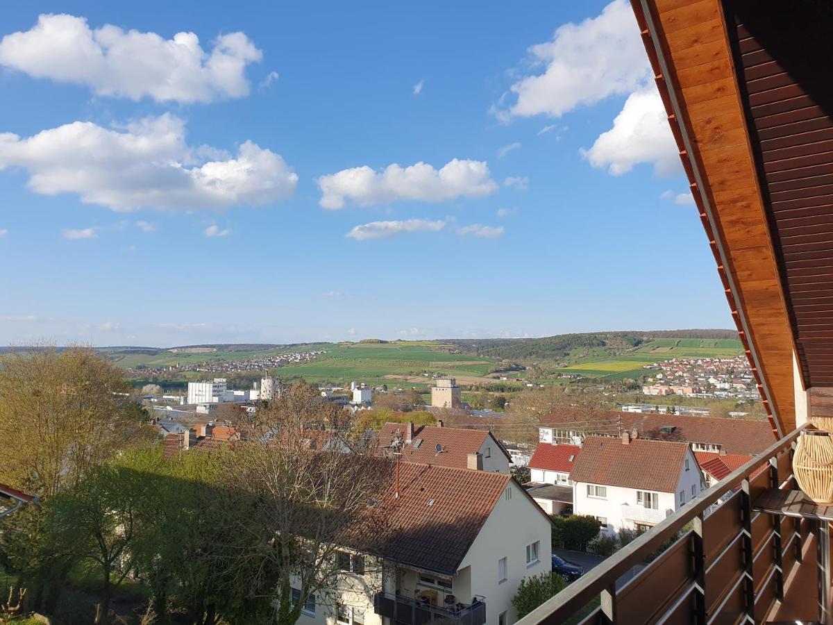 Wohnung Mit Ausblick In Tauberbischofsheim Luaran gambar